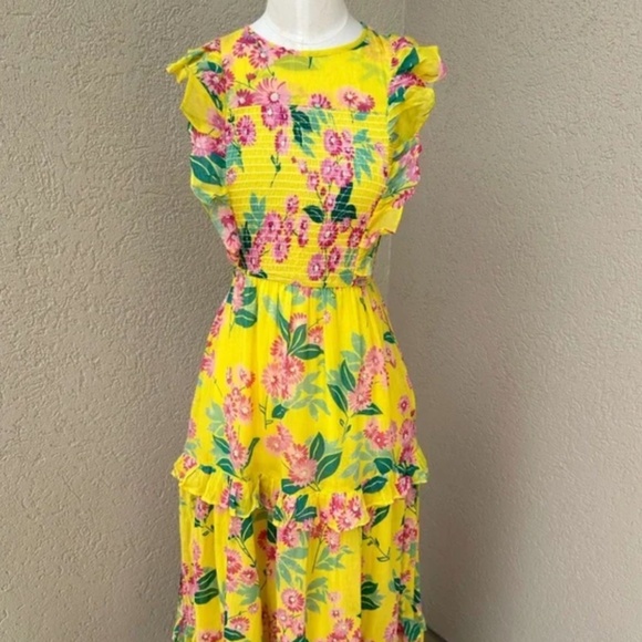 Iris Dress Banjanan - Picture 1 of 4